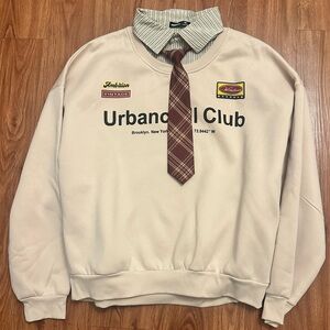 MaNFINITY Cream Crewneck Sweatshirt with Urban Club Graphic